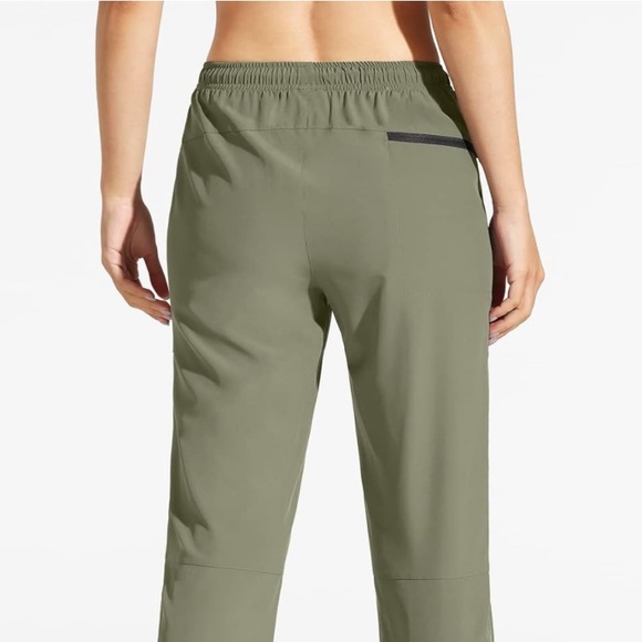 Women’s cargo hiking pants quick dry lightweight water resistant - Picture 3 of 5